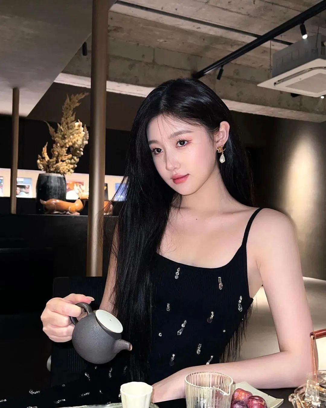 国产网红林真，神似刘亦菲的气质范高冷女神