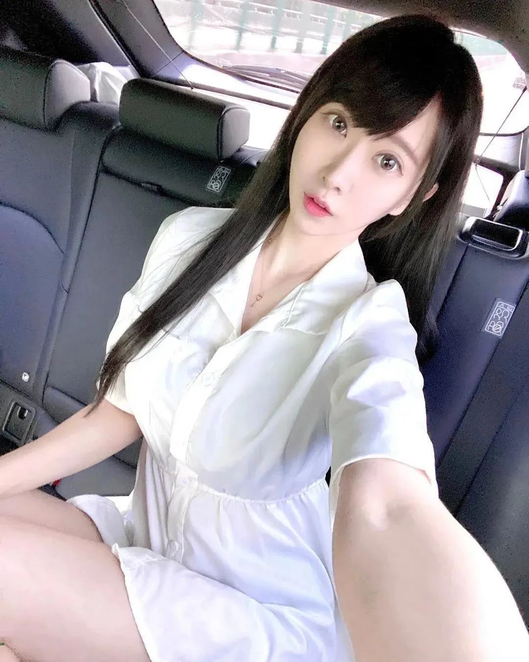 台湾网红蕾儿，辣度指数爆表的气质女神