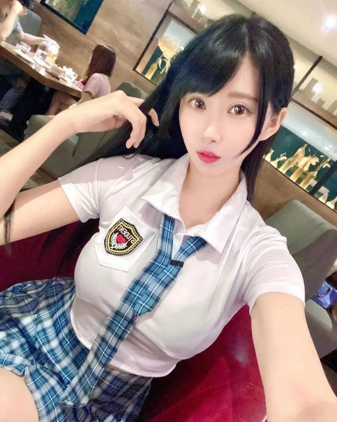 台湾网红蕾儿，辣度指数爆表的气质女神