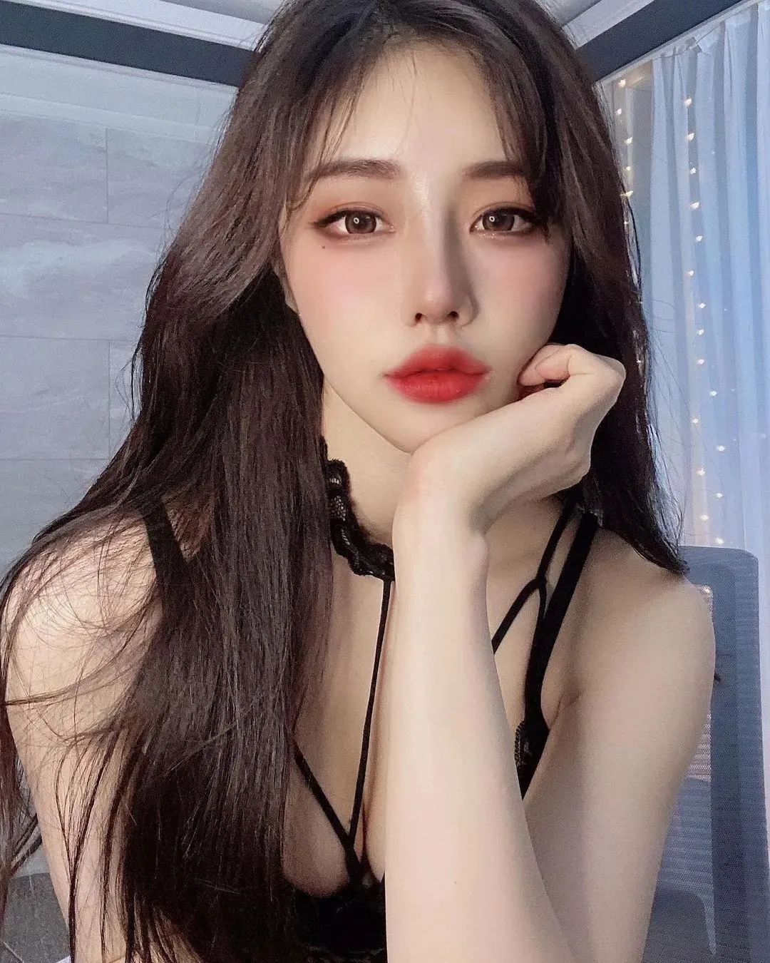 韩国网红suzy，性感火辣的气质女神