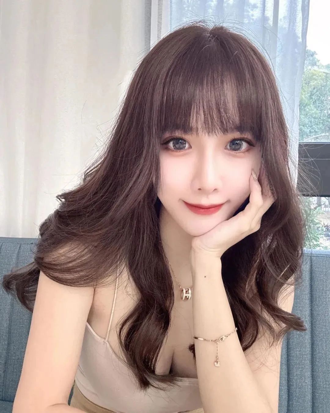 台湾网红王俪洁，甜美迷人的啦啦队女神