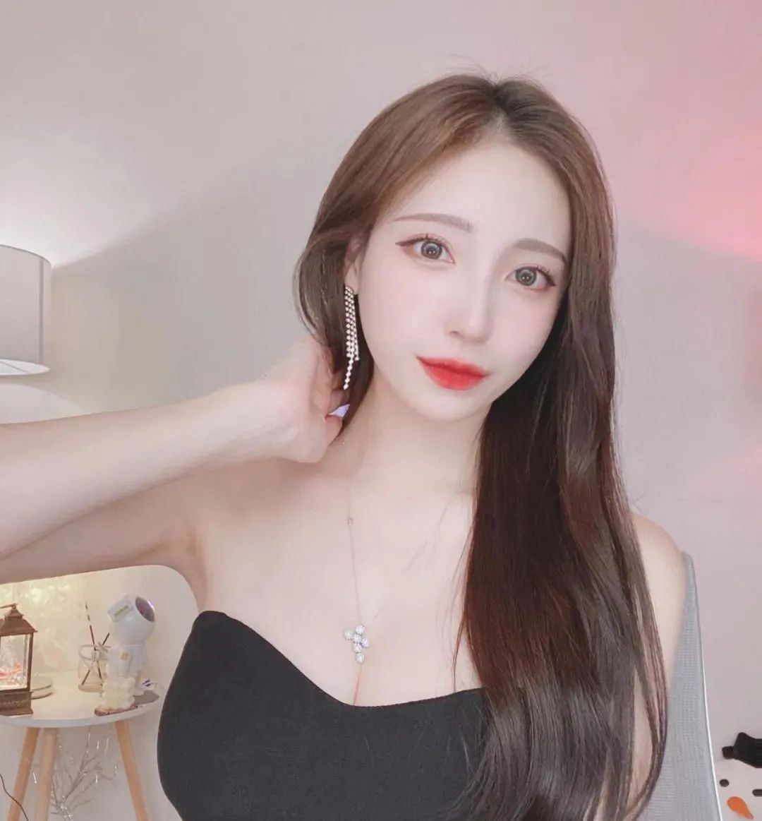 韩国网红hyun_dy,甜美指数超标的颜值女神
