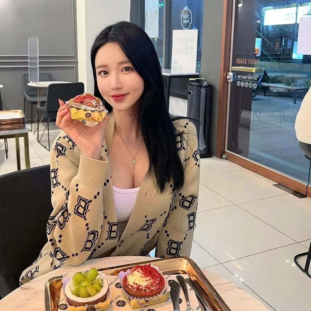 韩国网红sorangdoong，清纯可爱的邻家女孩