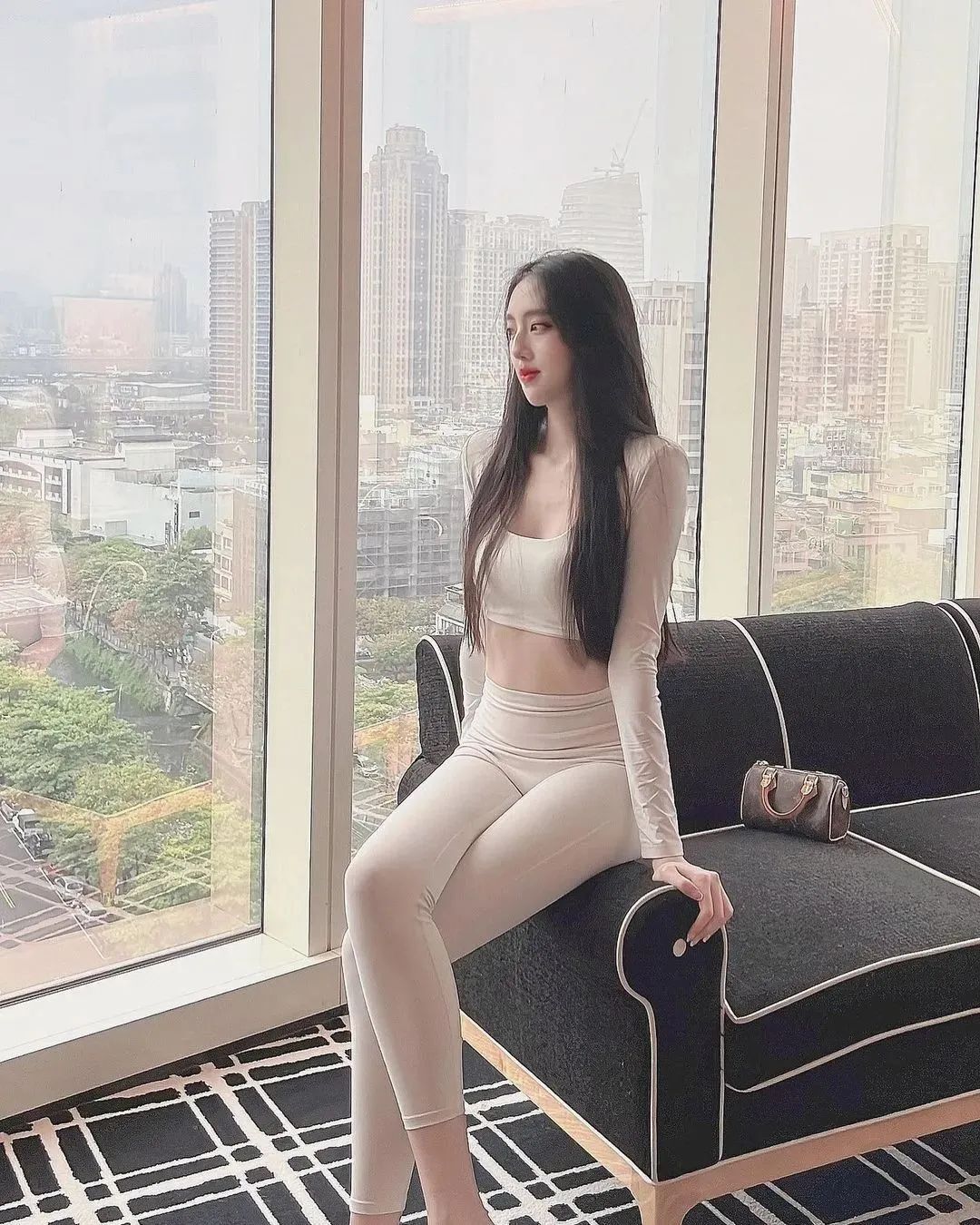 台湾网红chiangbbbb，甜美指数爆表的气质女神