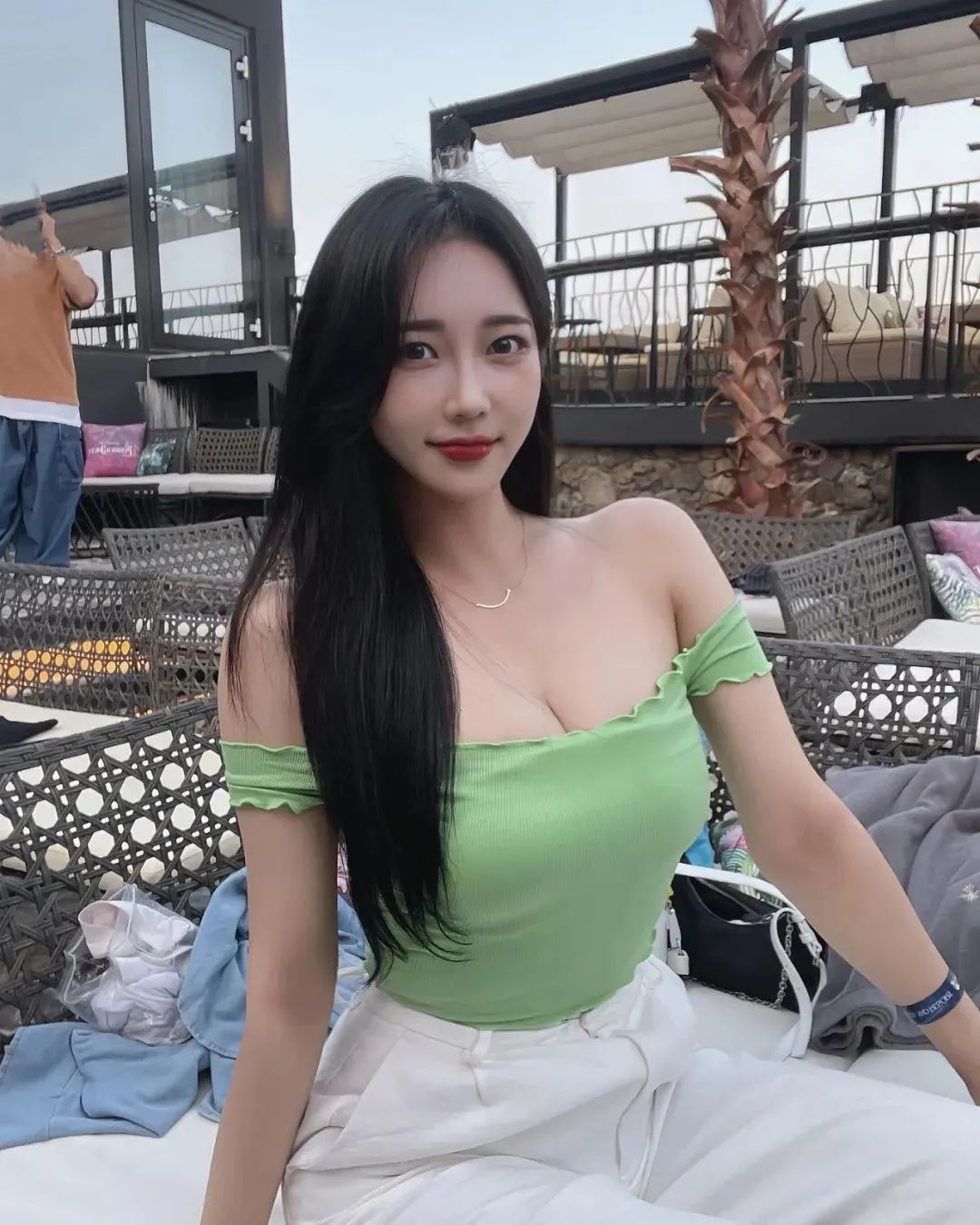 韩国网红金贤，辣度指数爆表的DJ女神
