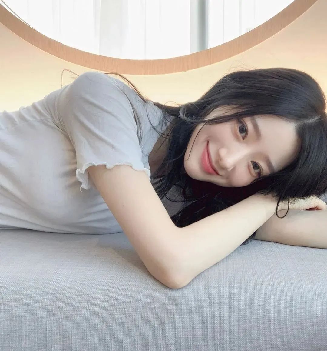 韩国网红hyeon，天生丽质的气质女神