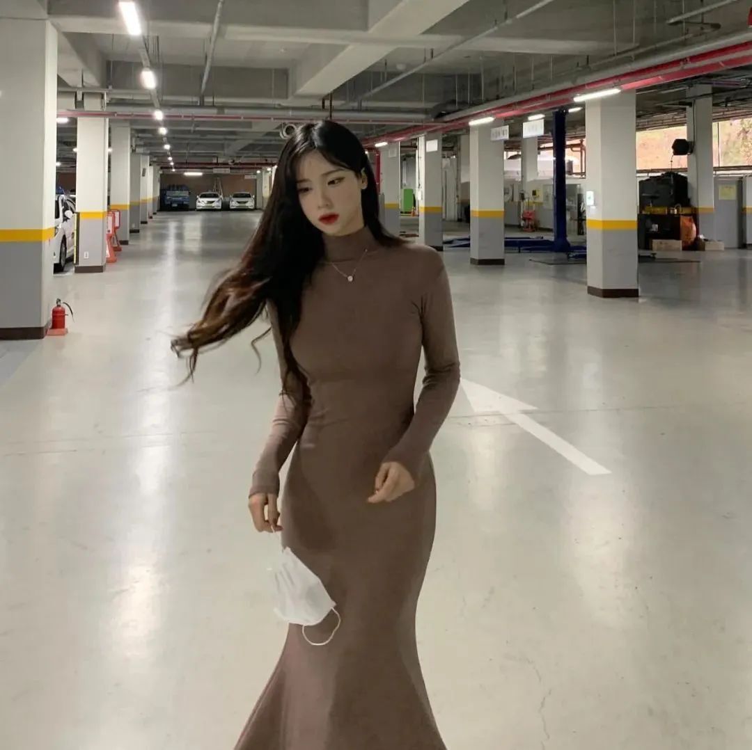 韩国网红suminzz，甜美又性感的美女老板娘