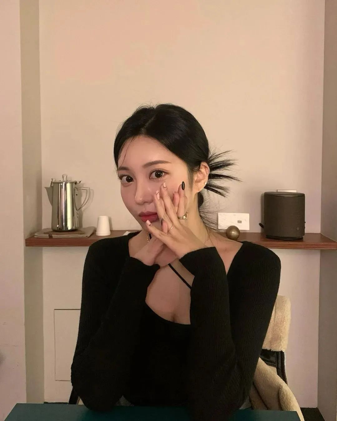 韩国网红seoa，拥有高贵气质且韵味十足的气质女神