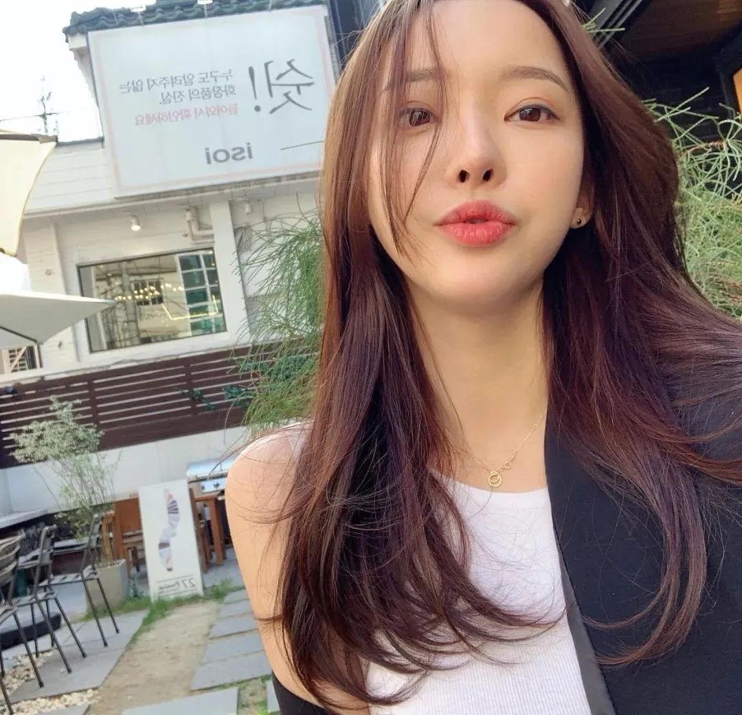韩国网红buddy0618，气质出众的颜值女神