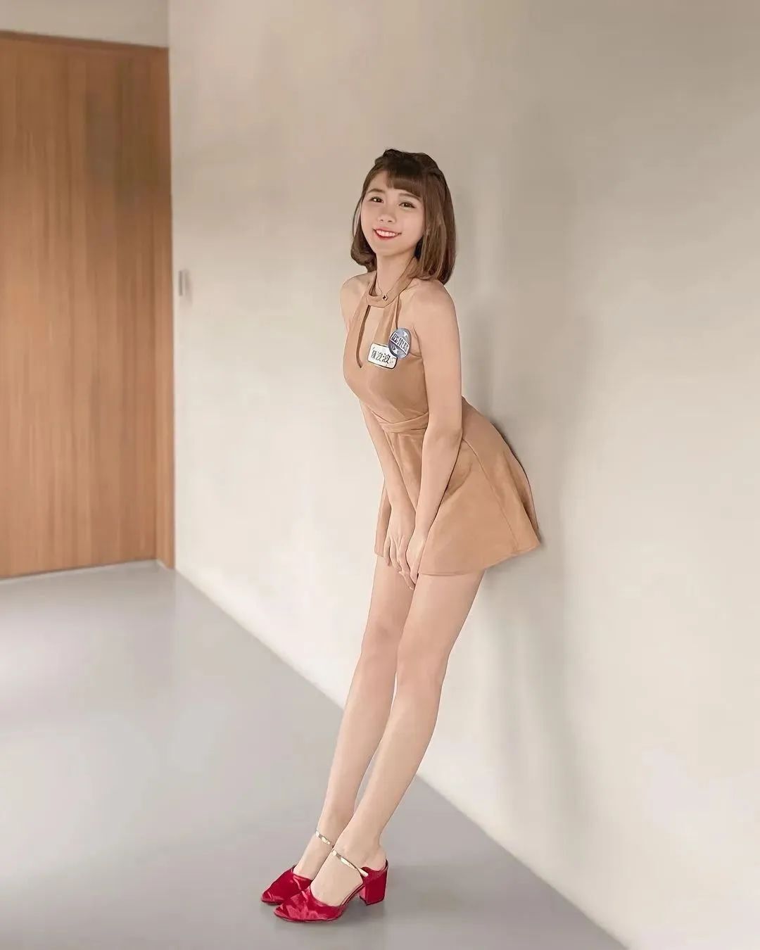 台湾网红陈波波,充满青春活力的短发女神