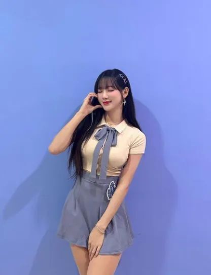 韩国网红金汉娜，长相甜美迷人的啦啦队女神