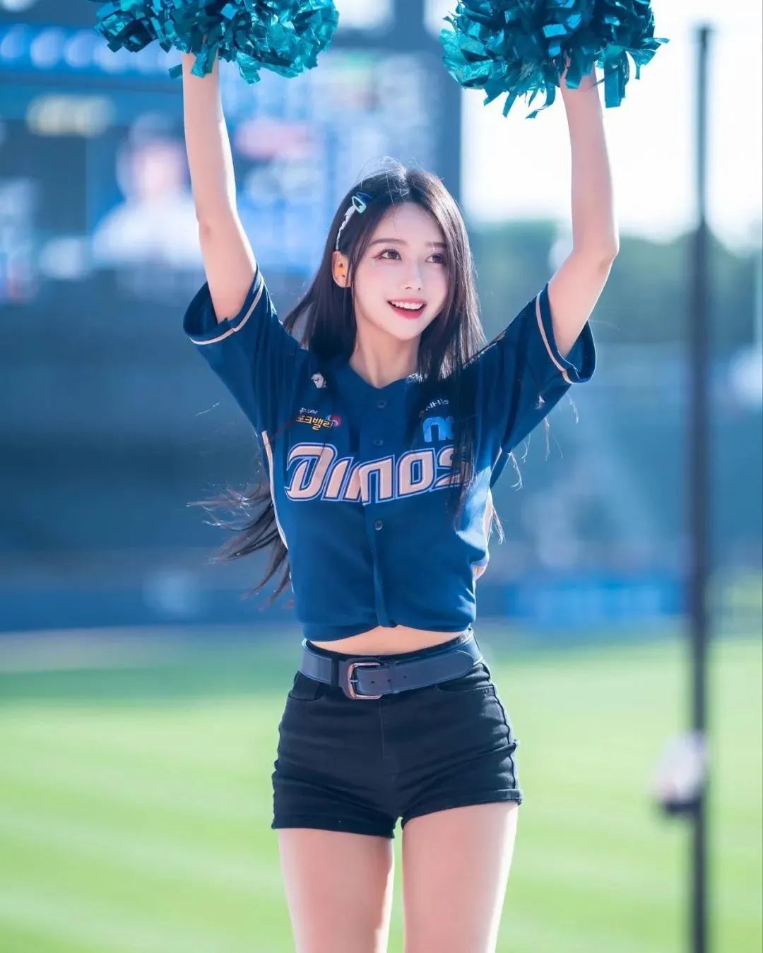 韩国网红李雅英，甜美又迷人的啦啦队女神