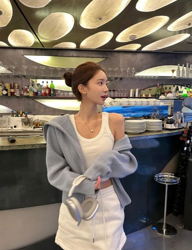 韩国网红 | 神似韩国女明星林允儿的顶级美女模特