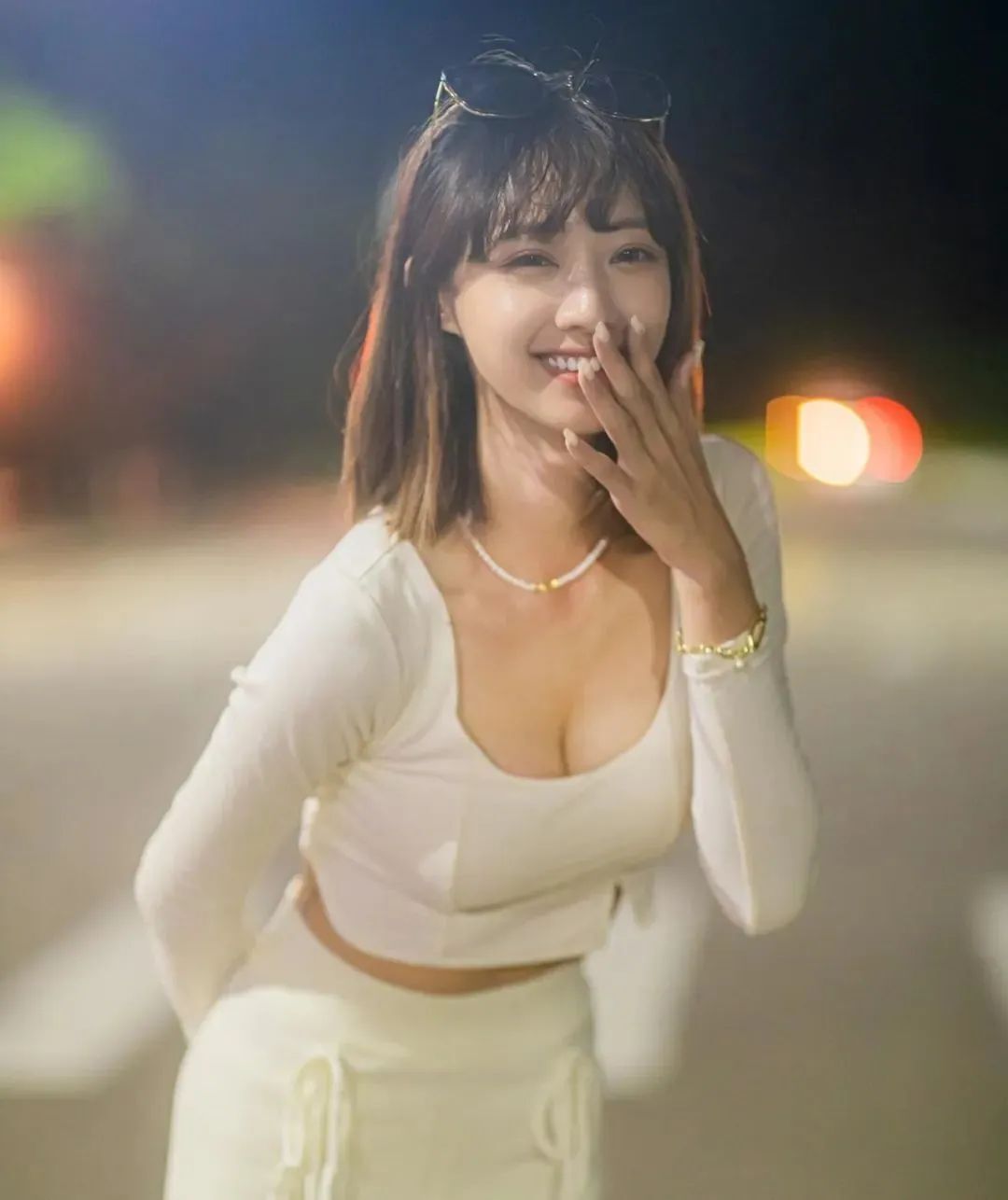 台湾网红 | 嘎琳，荣膺选美亚军的“宝马”车模