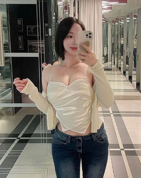 韩国网红 | amour，甜美又性感的顶级美女模特