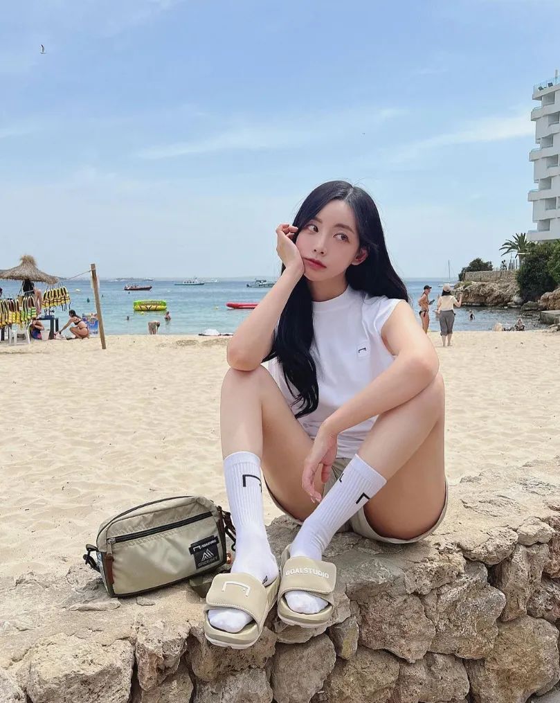韩国网红 | 郭敏善，甜美又性感的韩国第一电竞女神