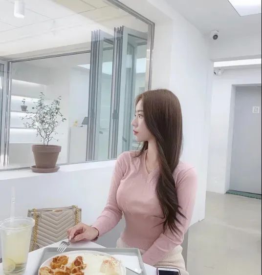 韩国网红 | yjk，甜美又性感的御姐范女神