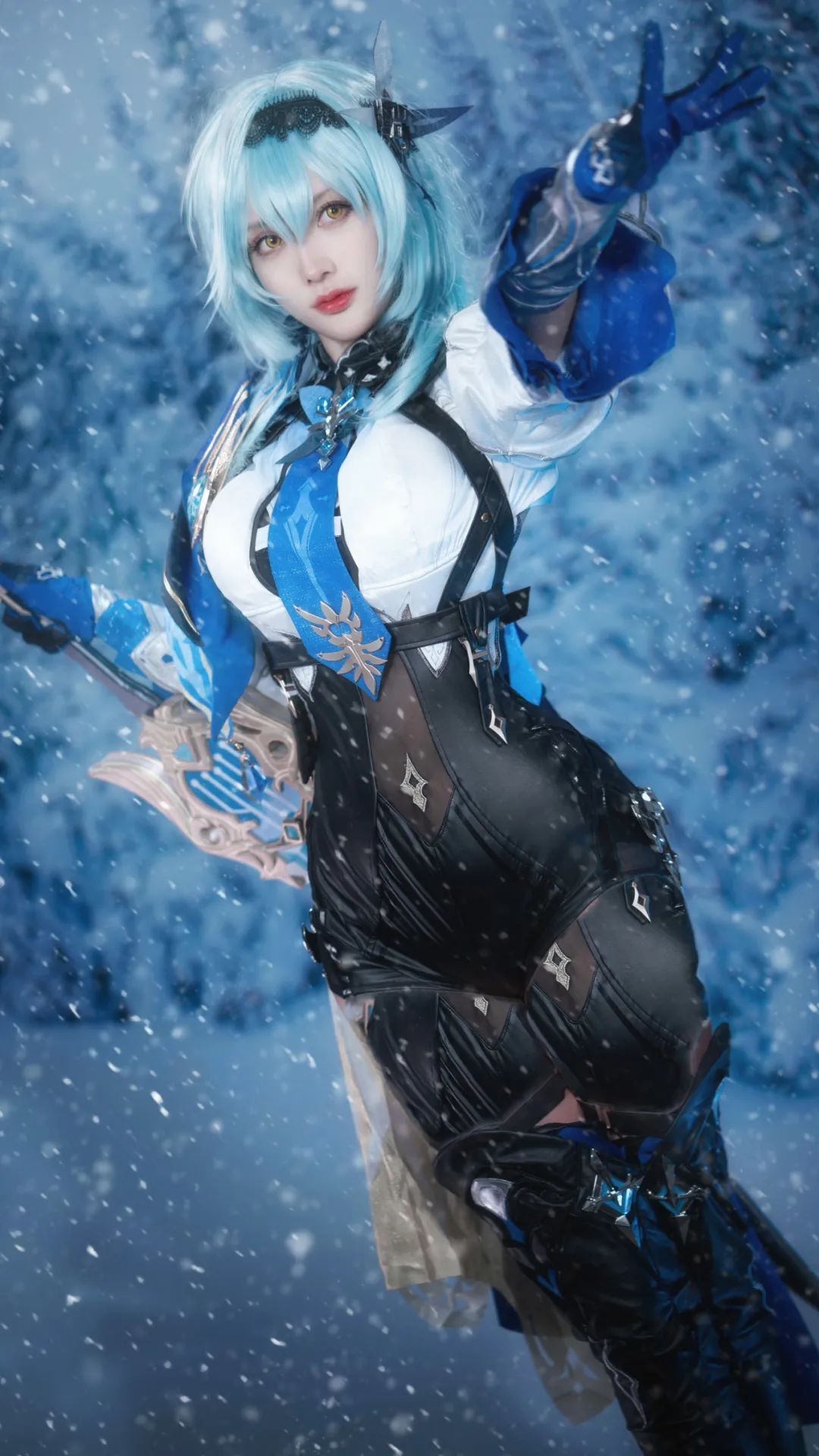 cosplay：【原神】的浪花骑士优菈劳伦斯