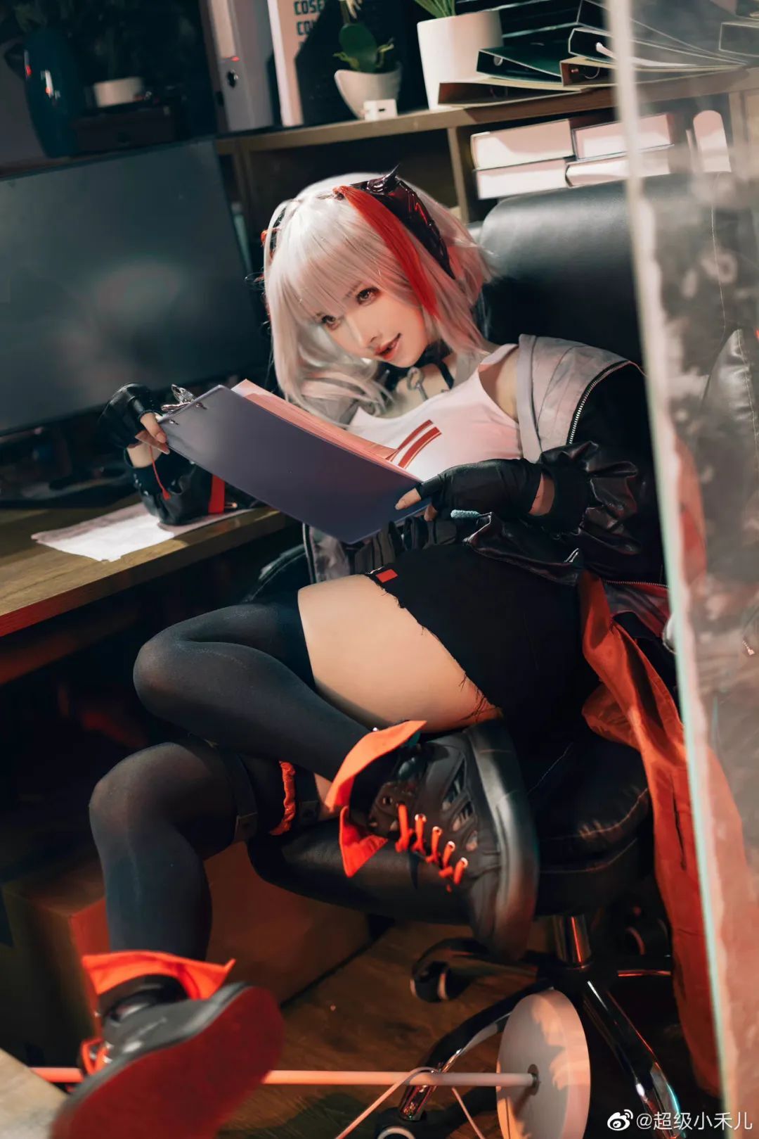 cosplay：【明日方舟】W