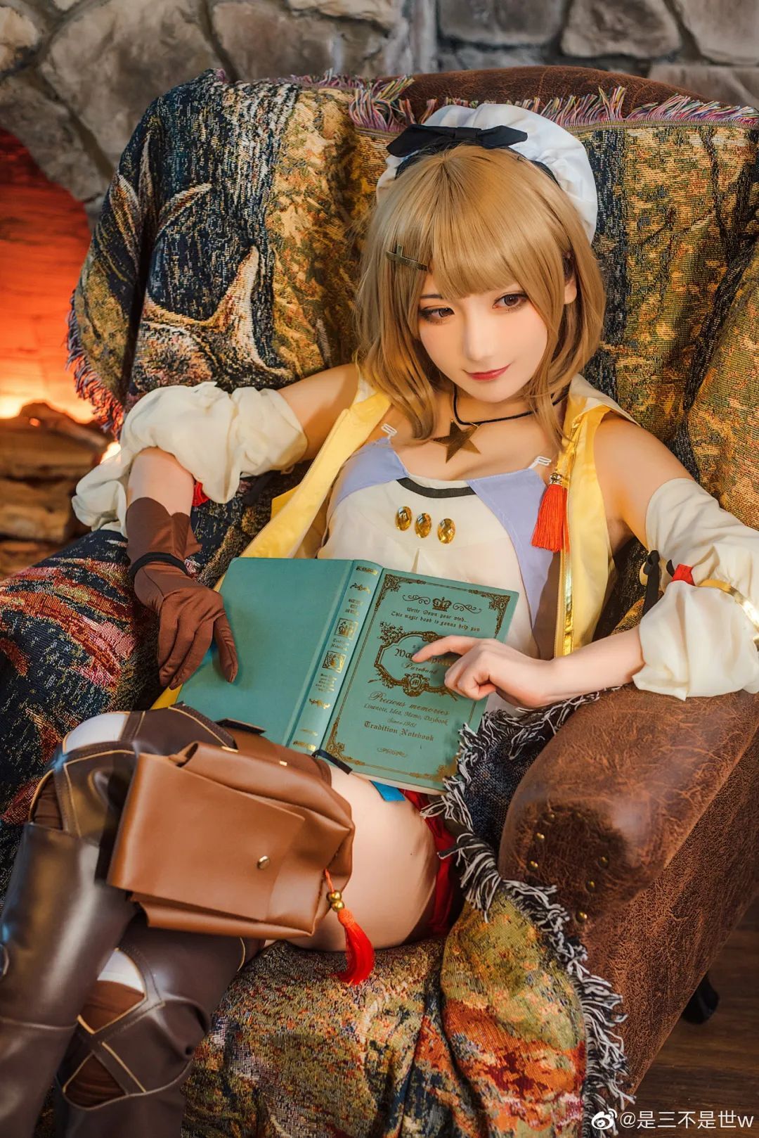 cosplay：莱莎的炼金工房  莱莎
