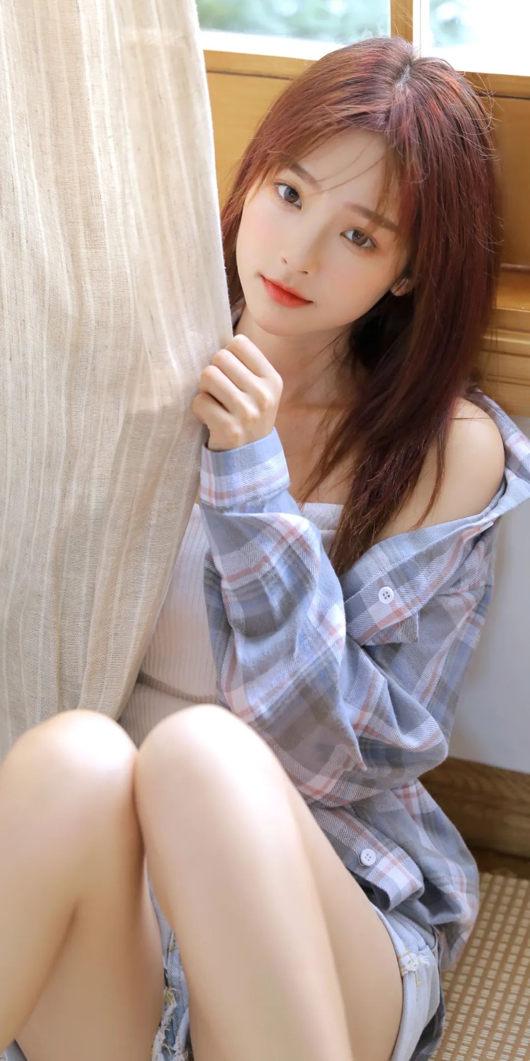 美女诱惑图片|美女趴床上照片,床上性感写真,女生全身照片可爱