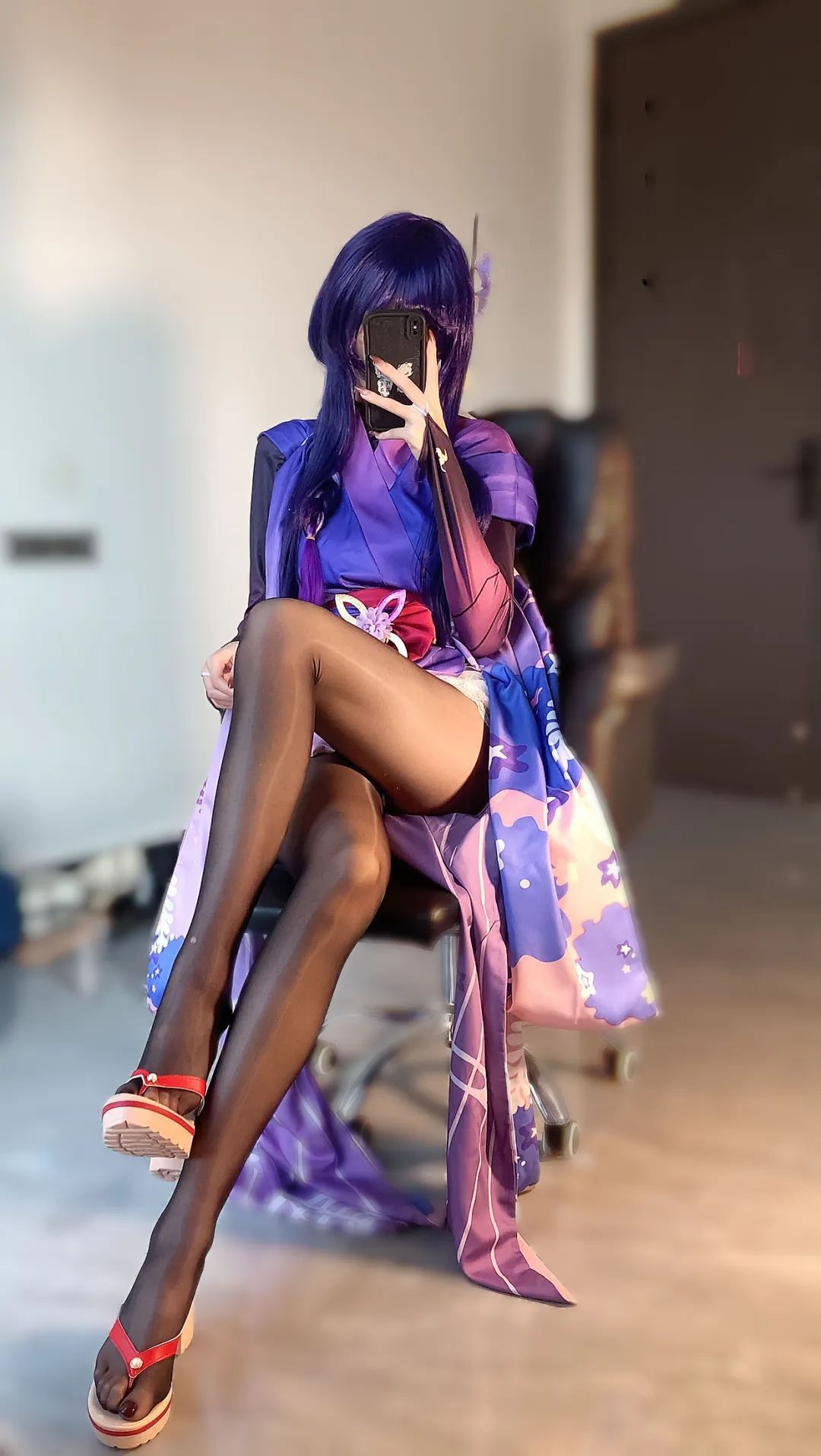 原神cos：勒肉黑丝+抹胸，雷神太邪魅了！黑丝旗袍莫娜，申鹤真顶级！