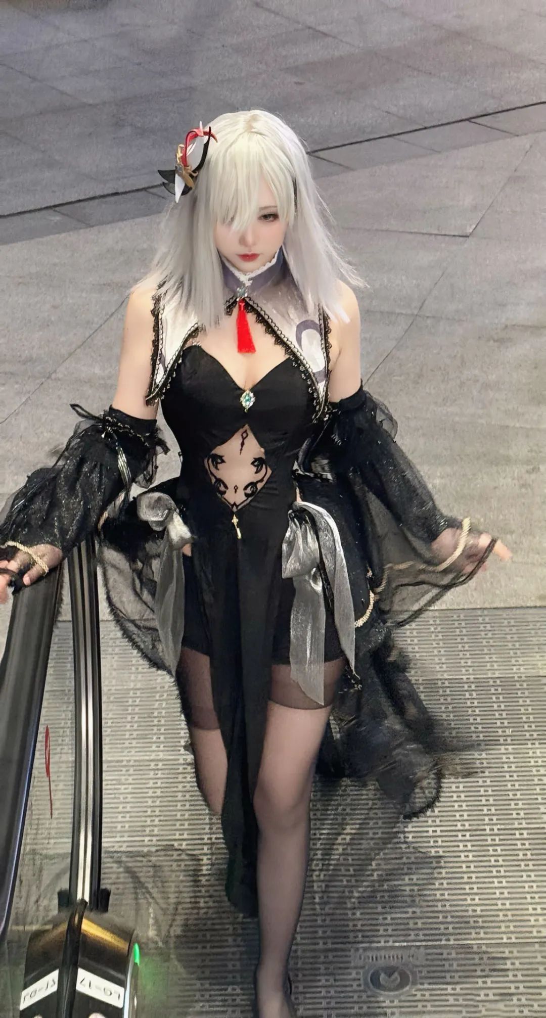 原神cos：申鹤心海夏日泳装太美了！雷神周本boss太顶了！甘雨3套新服装你喜欢吗？