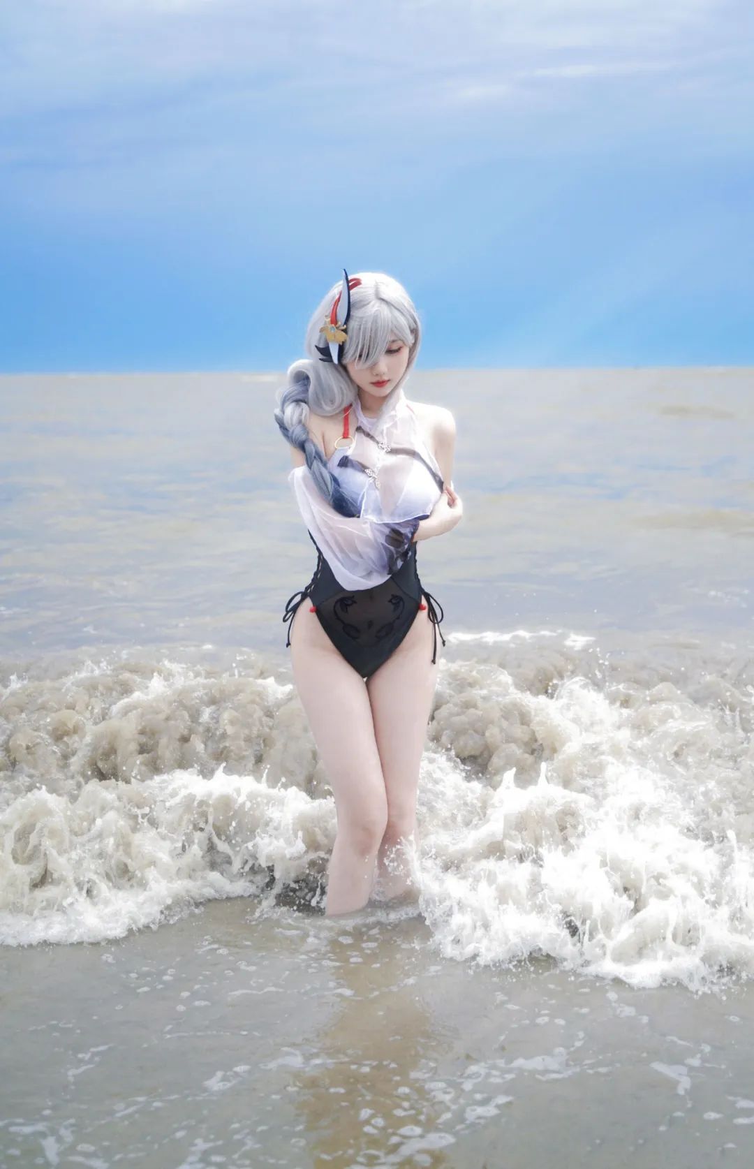 原神cos：申鹤心海夏日泳装太美了！雷神周本boss太顶了！甘雨3套新服装你喜欢吗？