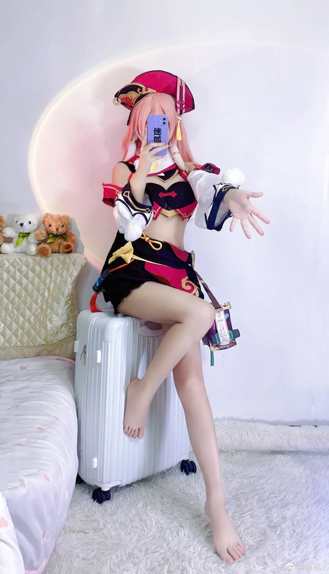 原神cos：女士仰视视角太顶了！泳装神子刻晴让人狂喜！修女服甘雨涩气拉满！