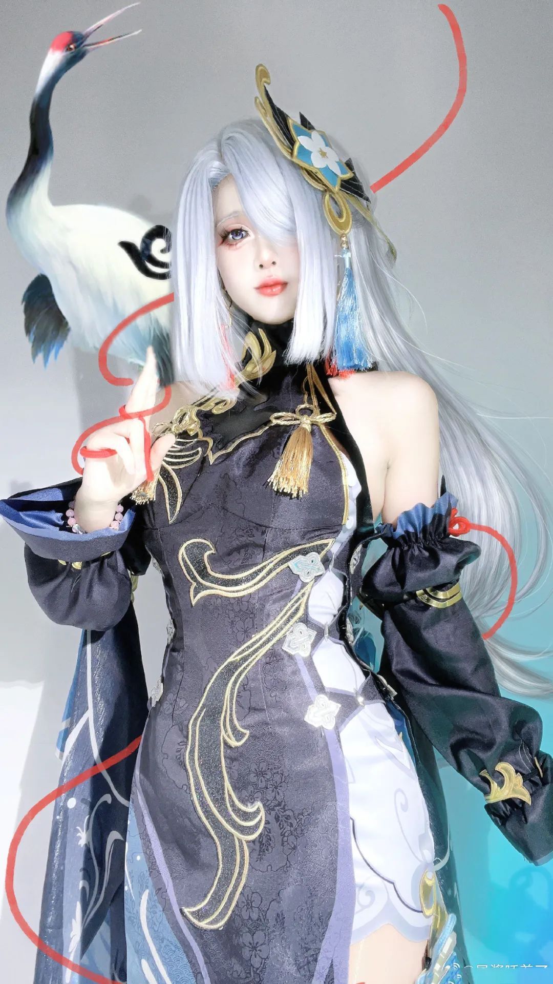 原神cos：黑丝+皮裤，甘雨让人狂喜！和服绫华，泳装刻晴，黑丝女仆水神太萌了！