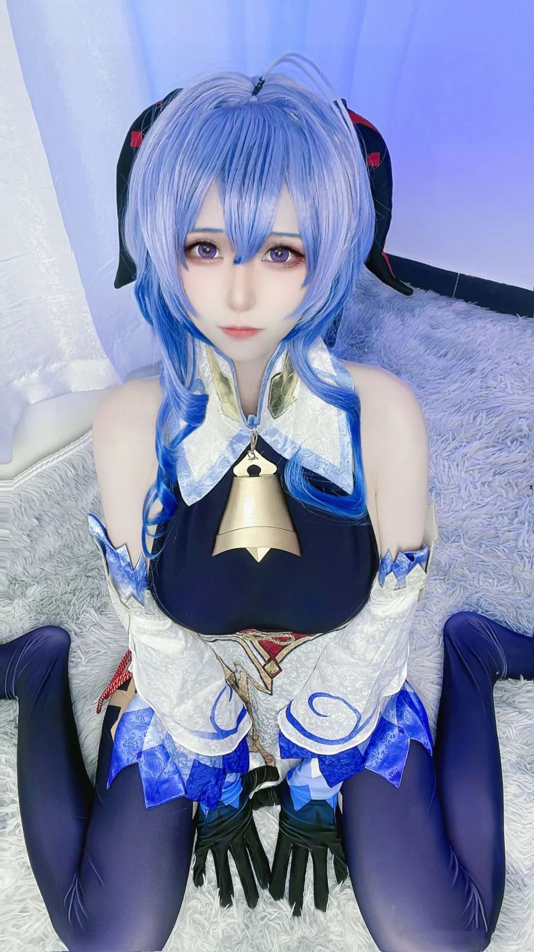 原神cos：黑丝+制服，OL申鹤让人狂喜！刻晴白丝制服，雷神新服装真是太顶了！