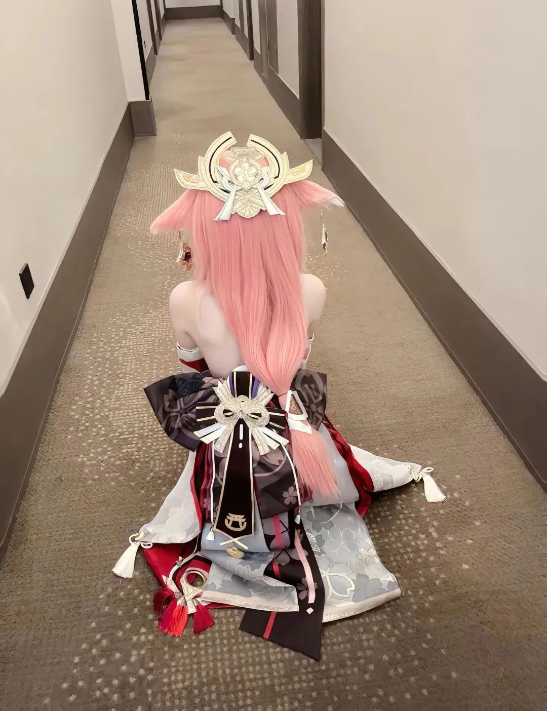 原神cos：黑丝+双马尾，女仆刻晴太美了！泳装绫华，制服OL雷神，女仆甘雨让人狂喜！