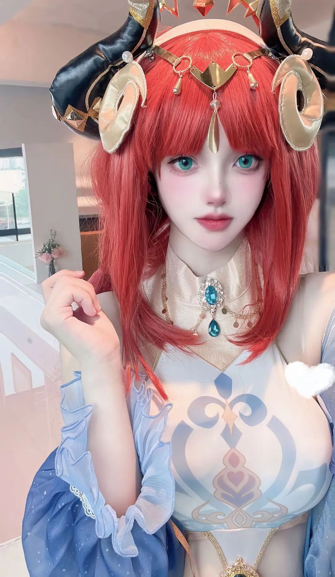 原神cos：女仆甘雨一脸娇羞！泳装心海太美了！抹胸装申鹤太御了，女仆宵宫，泳装芭芭拉我爱了！