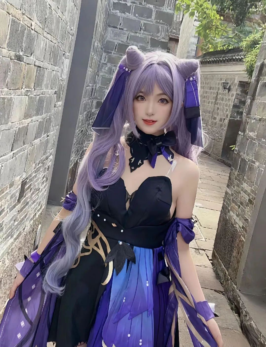 原神cos：女仆胡桃，黑色连衣裙优菈，双马尾女仆莫娜让人狂喜！公主裙心海太甜美了！