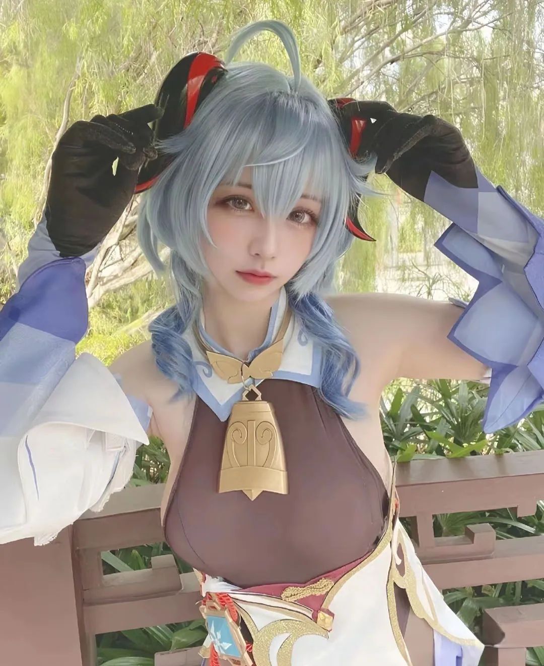原神cos：女仆胡桃，黑色连衣裙优菈，双马尾女仆莫娜让人狂喜！公主裙心海太甜美了！