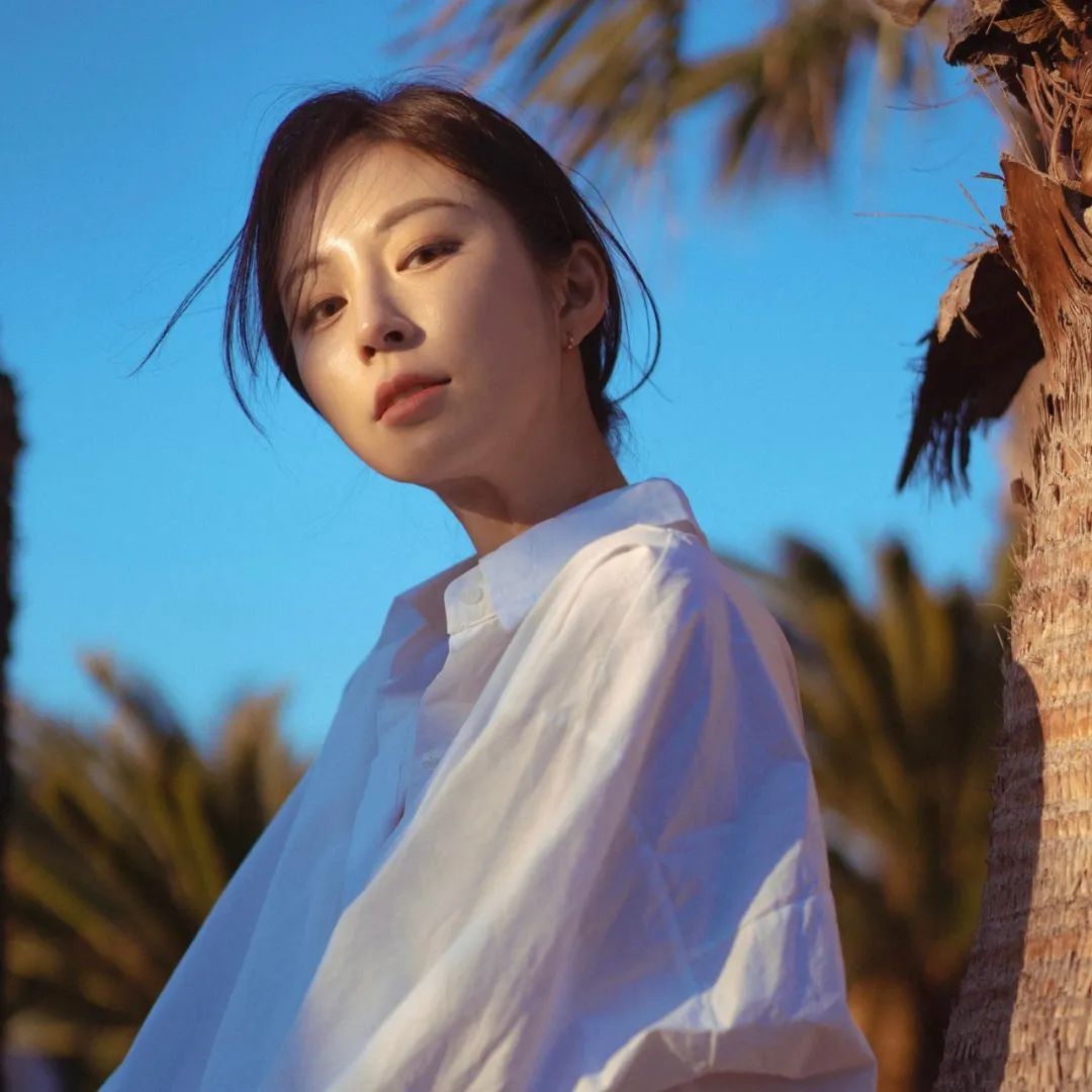 INS美女|韩国模特金宝拉，“韩版张钧甯”的性感图片集