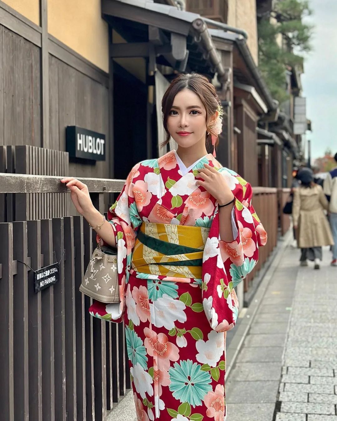 INS美女|台湾内衣模特黄书庭，有颜有料性感照片集