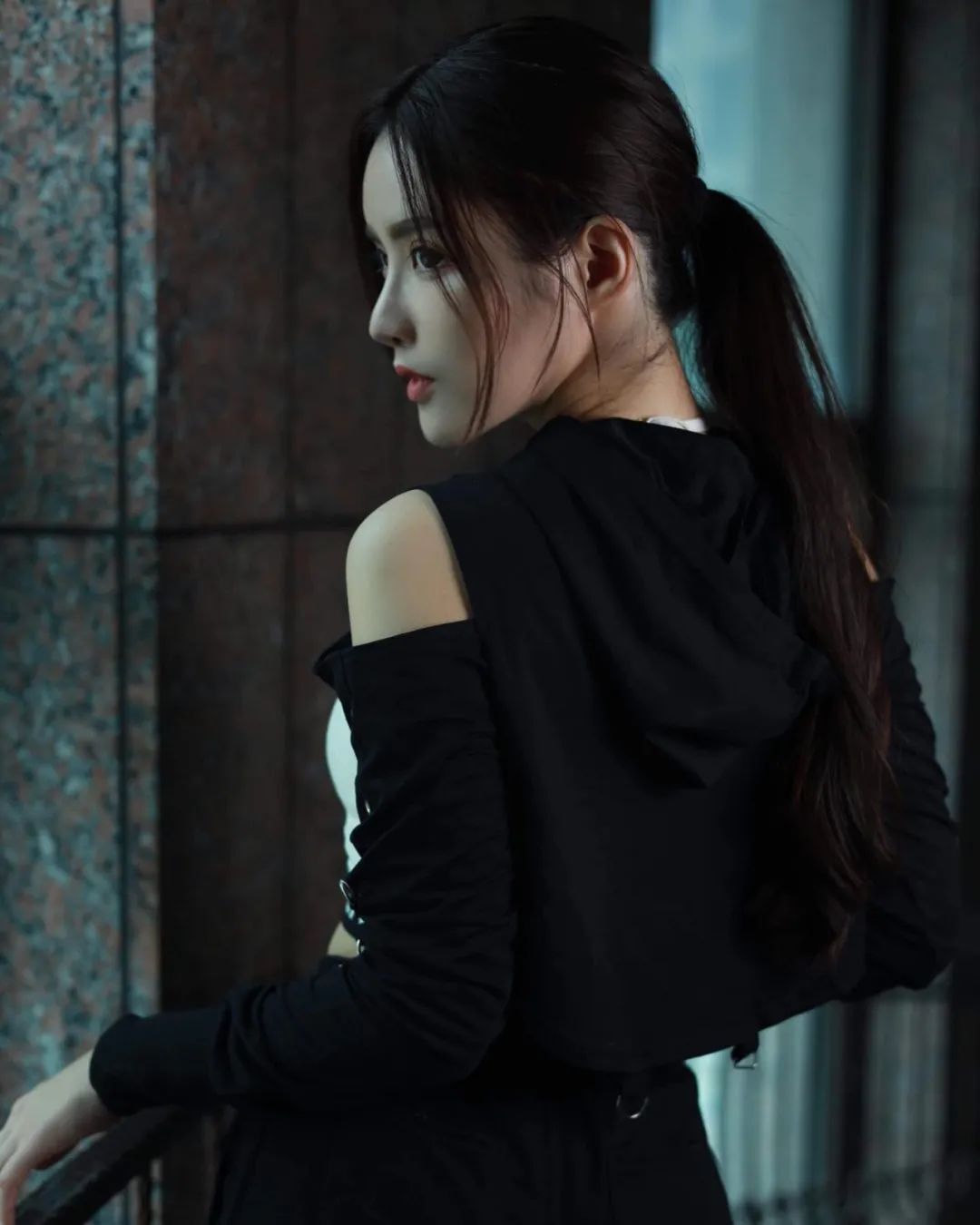 INS美女|台湾内衣模特黄书庭，有颜有料性感照片集