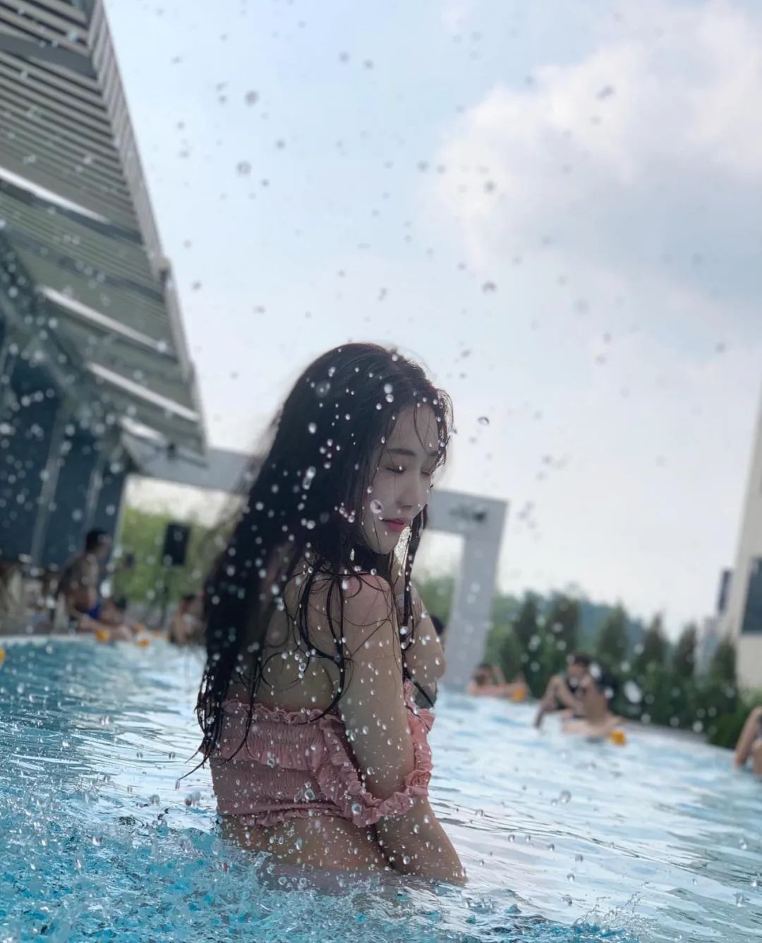 INS美女 | 韩国网红模特lsy90eun，高冷风御姐