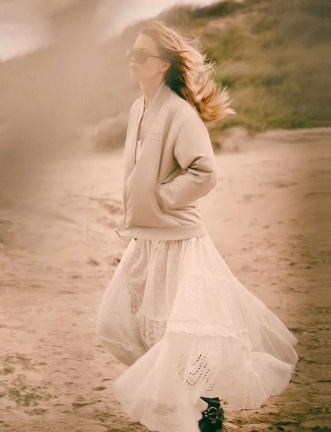 超模Kasia Struss，狂野酷飒！Elle France  2023年6月刊