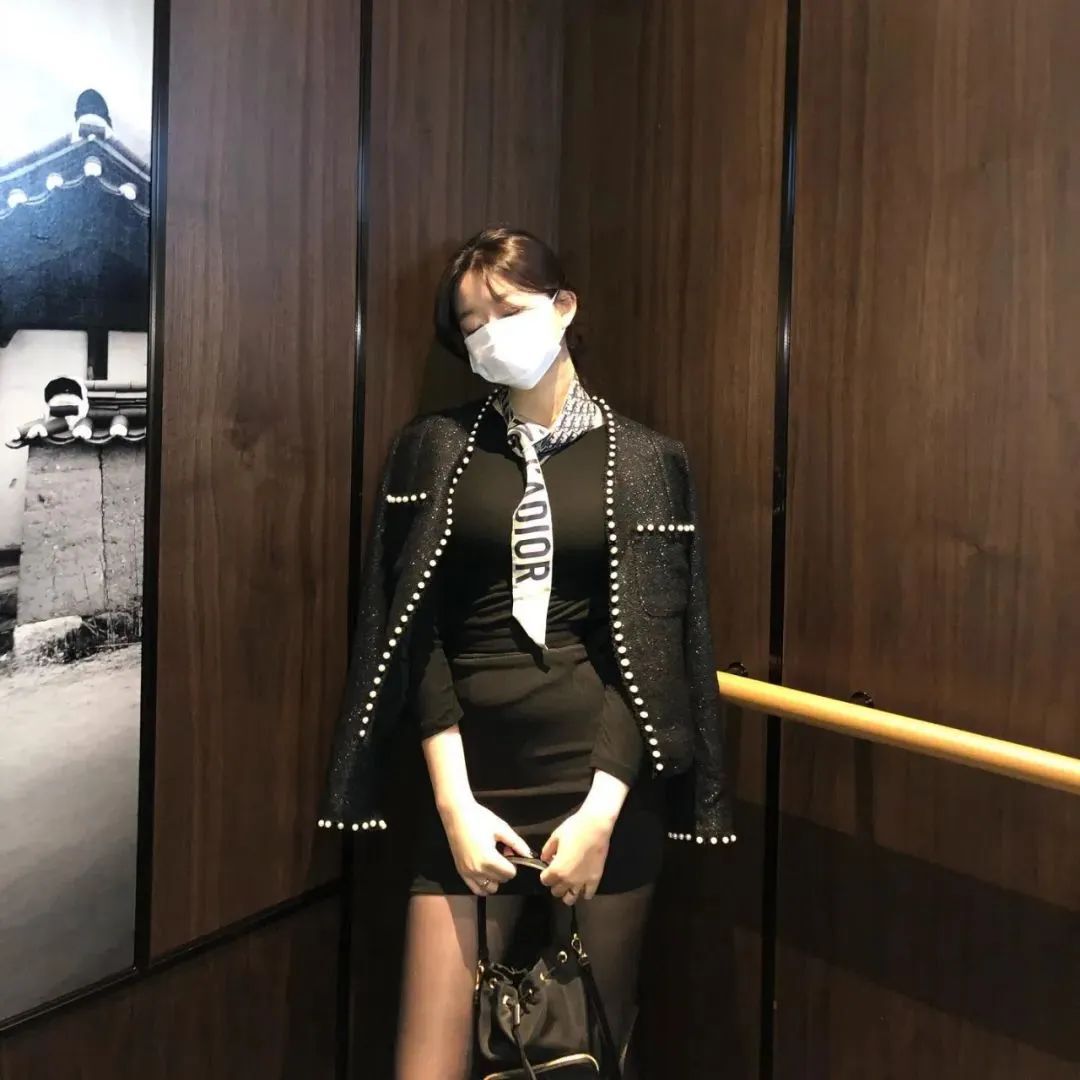 [仙女集]柳腰年纪好邵华，春盎双峰玉有芽