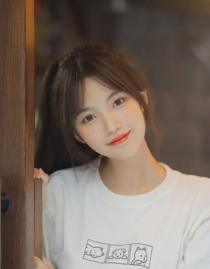 [仙女集]白色超短裙，真犯规了