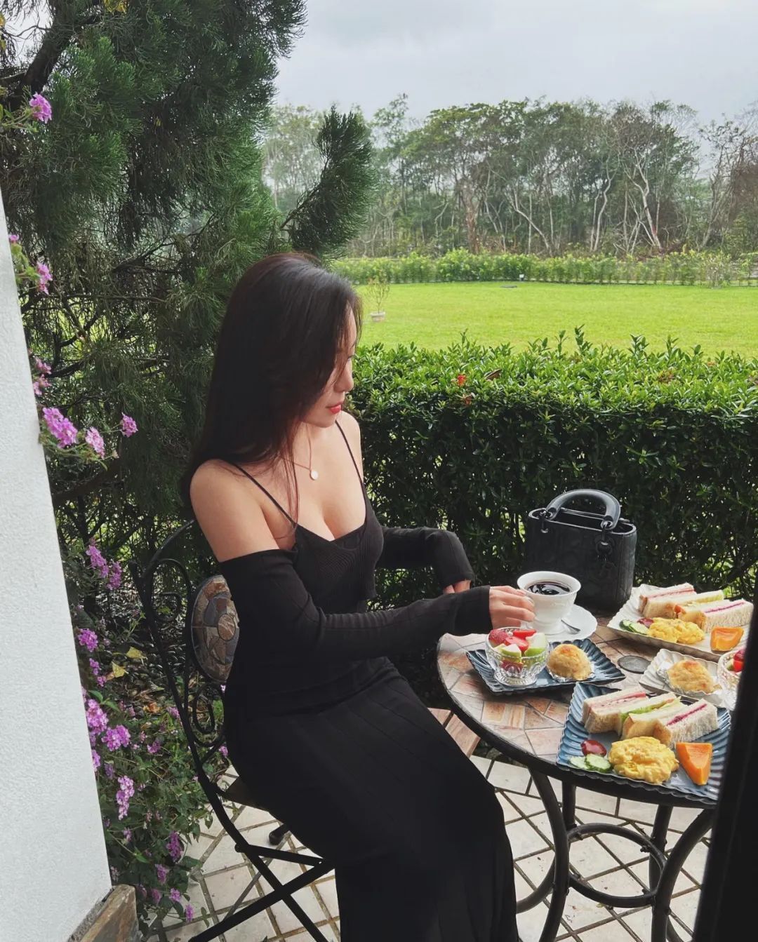 [仙女集]性感台妹，身材顶呱呱