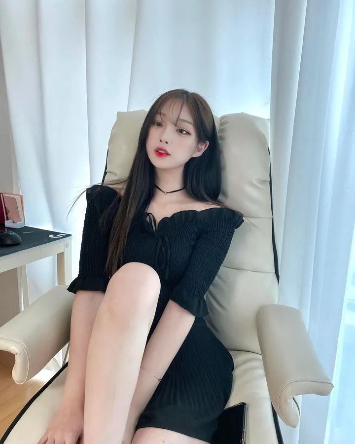 [仙女集]嗯呢，衣服真有点小了