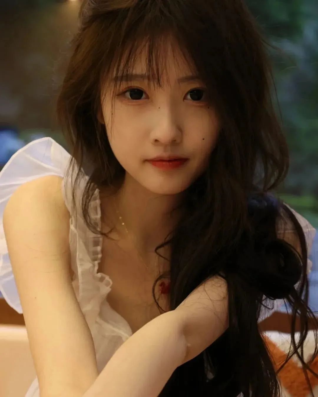 佘颖欣，网红界美女的颜值“天花板”