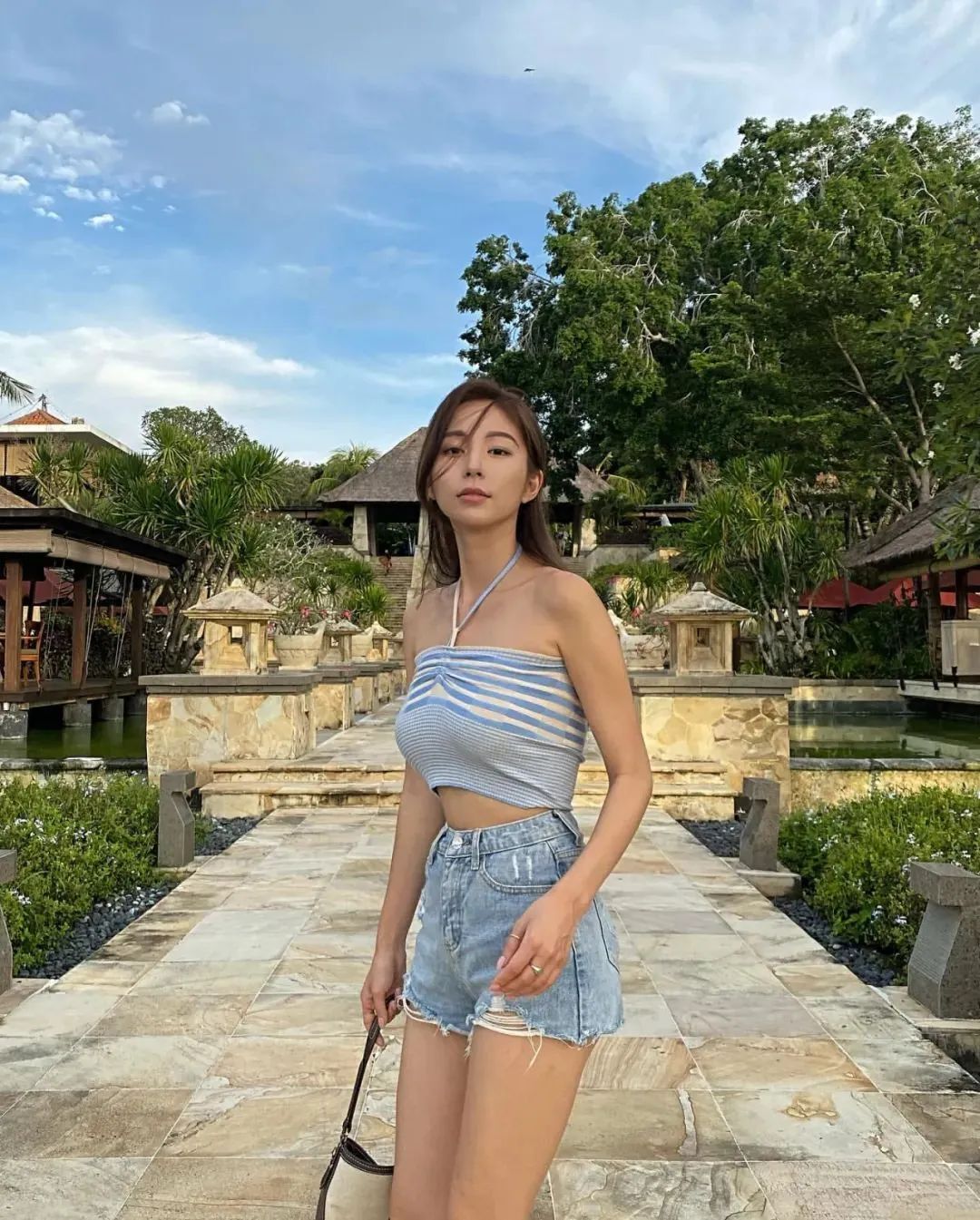 美女壁纸丨韩国模特金宝拉，气质出众的韩系美女