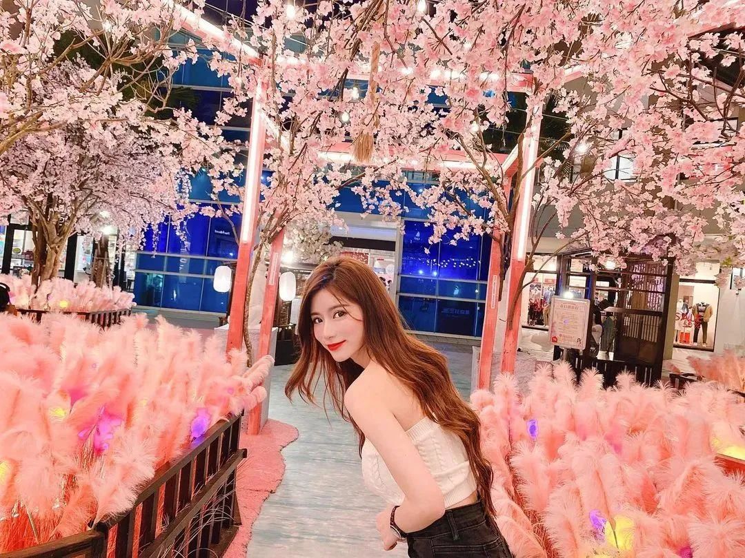 黎嫣，辣度指数爆表的健身美女