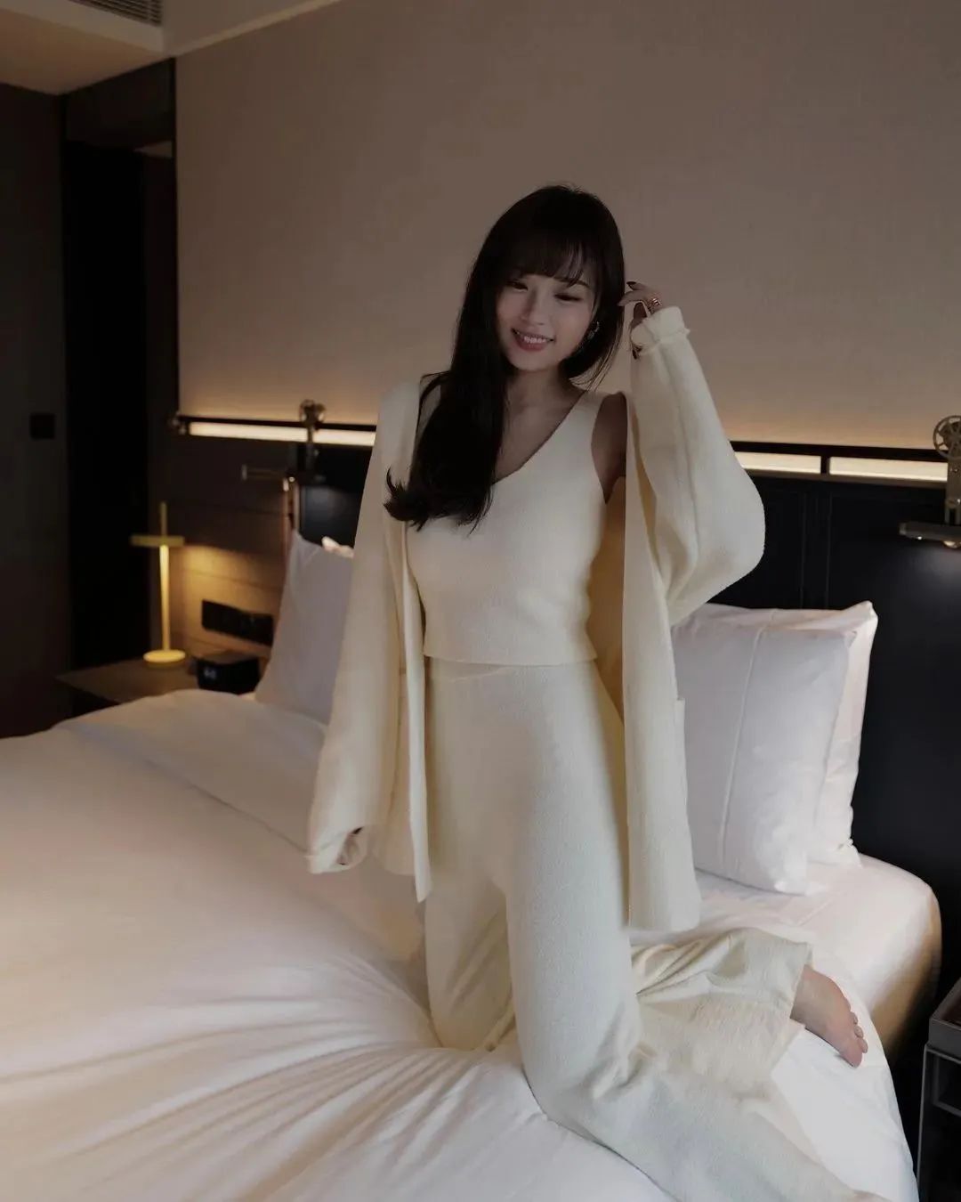 台湾网红Doris，明艳动人的美女模特