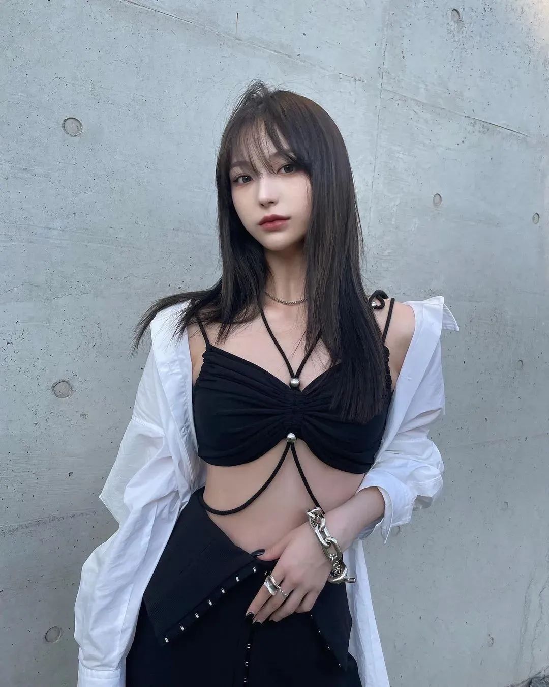 日本网红美女ayagram，又酷又飒的御姐范女神
