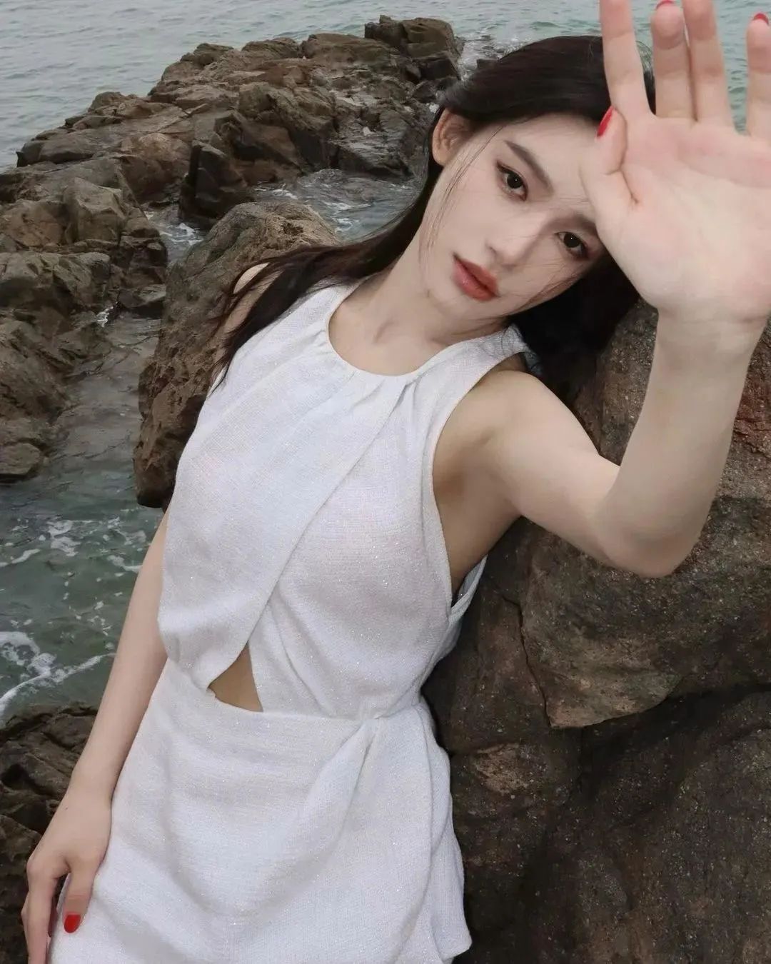 国产网红niannian，气质清新脱俗的网红美女
